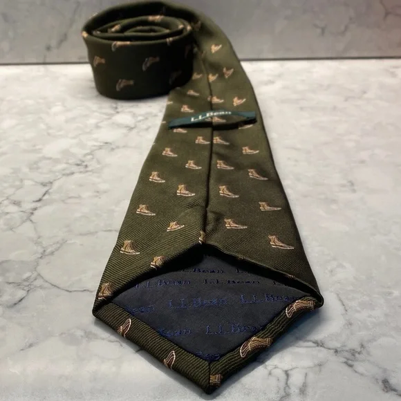 L.L. Bean Olive Silk Tie - Picture 2 of 4